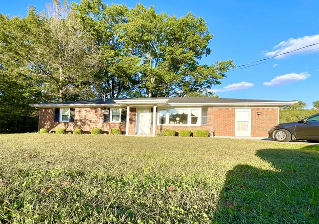 3rd image of 673 Kings Mill Rd, Danville, KY 40422 | MLS# 25503557