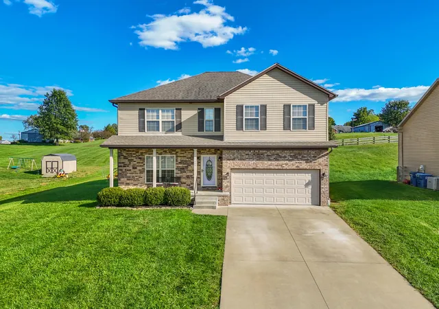 Photo 1 of Single family home for sale at 1944 Clearwater Dr, Lawrenceburg, KY 40342 | MLS# 25503570 | Listing updated on 2025-10-13