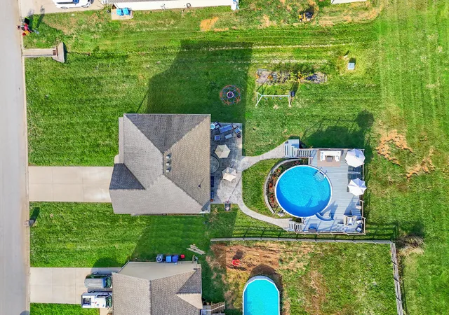 Photo 3 of Single family home for sale at 1944 Clearwater Dr, Lawrenceburg, KY 40342 | MLS# 25503570 | Listing updated on 2025-10-13
