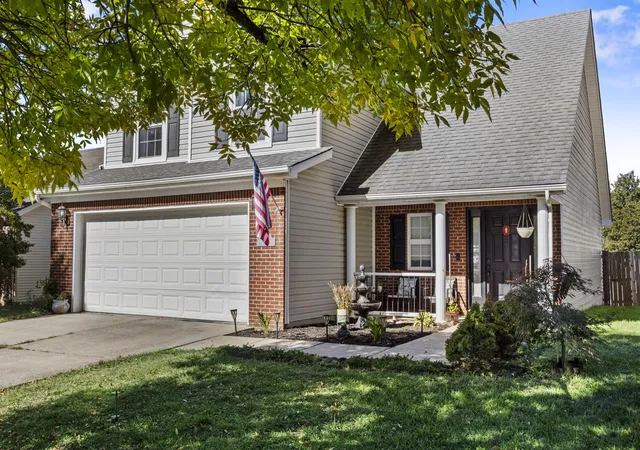 Photo 2 of Single family home for sale at 161 Old Woolen Mill Ln, Lexington, KY 40511 | MLS# 25503600 | Listing updated on 2025-11-03
