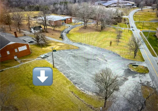 Photo 3 of Land for sale at 9999 Bennett Cir, London, KY 40741 | MLS# 25503613 | Listing updated on 2026-10-01