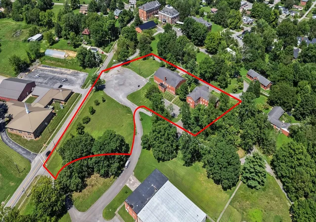 Photo 4 of Land for sale at 9999 Bennett Cir, London, KY 40741 | MLS# 25503613 | Listing updated on 2026-10-01