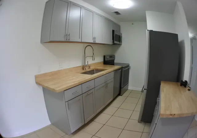 2nd image of 251 Simpson Ave #221, Lexington, KY 40504 | MLS# 25503656