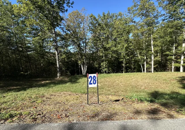Photo 1 of Land for sale at 26 Cliffs Line Dr, London, KY 40741 | MLS# 25503730 | Listing updated on 2026-10-13