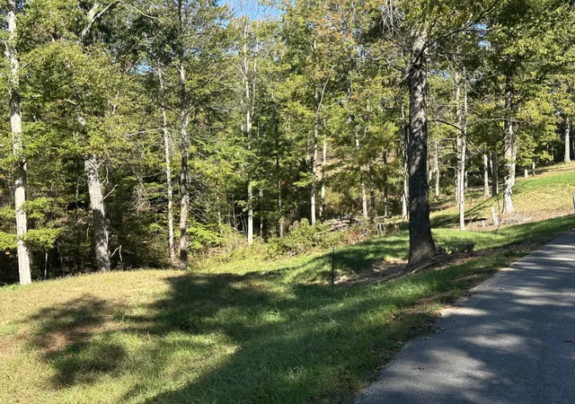Photo 3 of Land for sale at 26 Cliffs Line Dr, London, KY 40741 | MLS# 25503730 | Listing updated on 2026-10-13