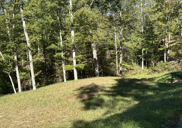 Photo 4 of Land for sale at 26 Cliffs Line Dr, London, KY 40741 | MLS# 25503730 | Listing updated on 2026-10-13