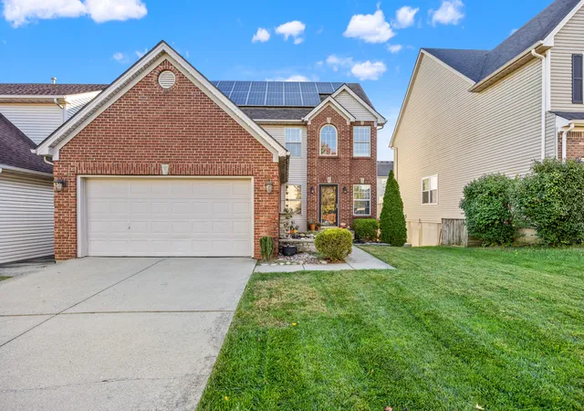 Photo 2 of Single family home for sale at 3053 Quaker Hl Ln, Lexington, KY 40509 | MLS# 25504246 | Listing updated on 2025-11-11