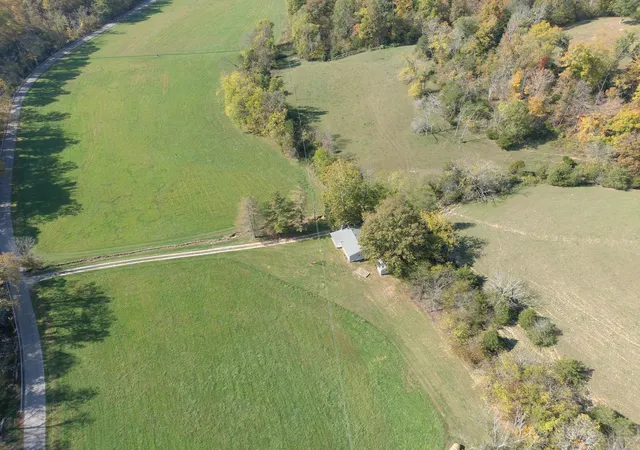 Homes for sale in Gravel Switch, KY | 4805 Scrubgrass Rd, Gravel Switch, KY 40328 | MLS# 25504142