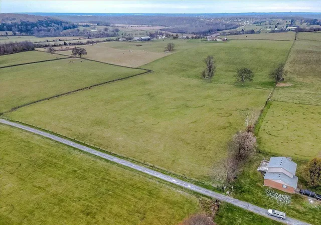 Photo 1 of Land for sale at 191 Chicamauga Dr, Frankfort, KY 40601 | MLS# 25504280 | Listing updated on 2025-11-03