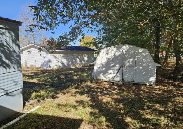 Homes for sale in East Bernstadt, KY | 270 Hensley Rd, East Bernstadt, KY 40729 | MLS# 25504192