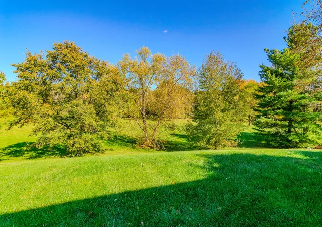 2nd image of 2237 Lovell Ct, Lexington, KY 40513 | MLS# 25504285