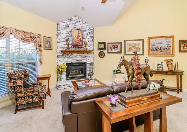 4th image of 2237 Lovell Ct, Lexington, KY 40513 | MLS# 25504285
