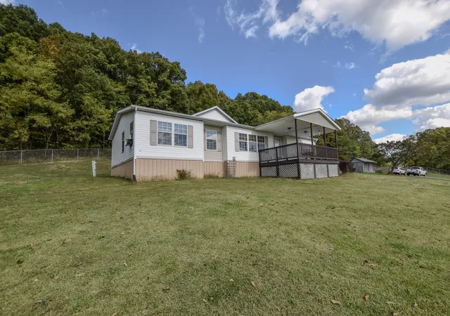 Homes for sale in Flemingsburg, KY | 13 Wolf Run Rd, Flemingsburg, KY 41041 | MLS# 25504330