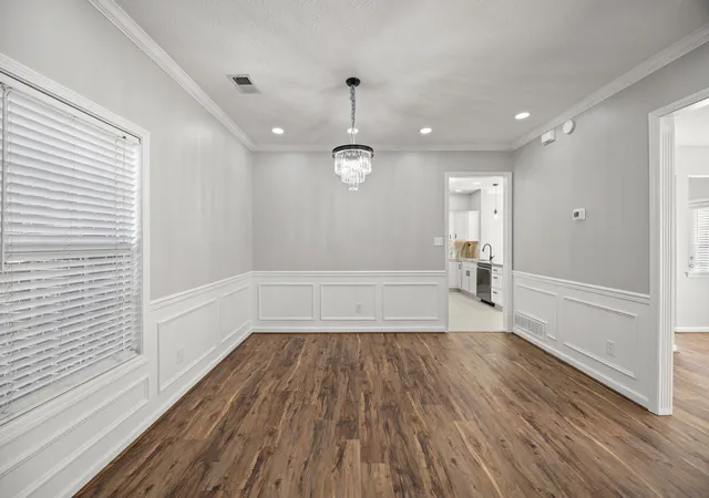 Photo 4 of Single family home for sale at 1204 Aldridge Way, Lexington, KY 40515 | MLS# 25504571 | Listing updated on 2025-10-24