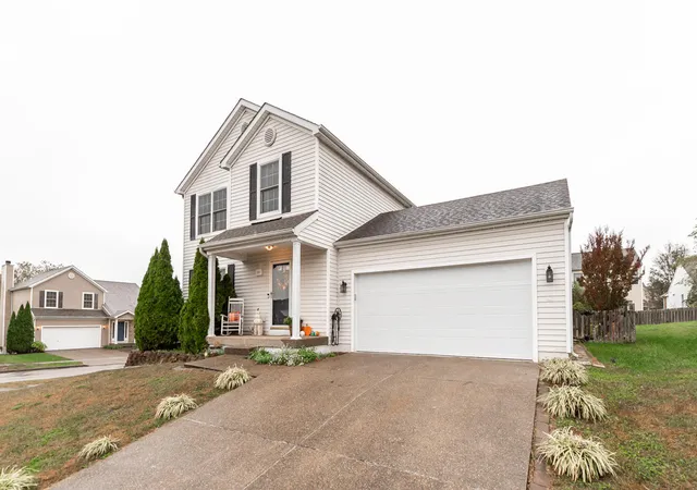 Photo 2 of Single family home for sale at 101 Dunn Cir, Georgetown, KY 40324 | MLS# 25504715 | Listing updated on 2025-11-16