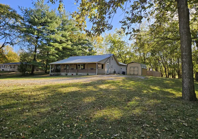 Photo 3 of Single family home for sale at 182 Sunrise Shores, Harrodsburg, KY 40330 | MLS# 25504679 | Listing updated on 2025-11-24