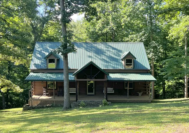 Photo 2 of Single family home for sale at 935 Clifty Crk Rd, Jamestown, KY 42629 | MLS# 25504683 | Listing updated on 2026-07-21