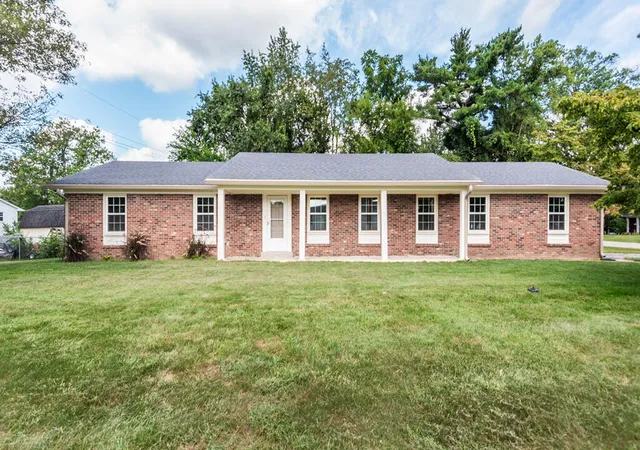 1st image of 1303 Chinook Trl, Frankfort, KY 40601 | MLS# 25504694