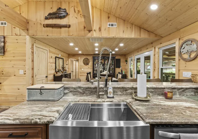 Photo 3 of Single family home for sale at 2640 Fords Mill Rd, Versailles, KY 40383 | MLS# 25504831 | Listing updated on 2026-03-15