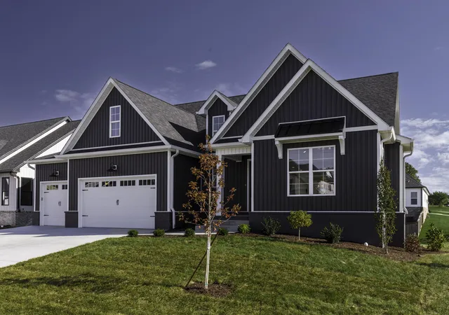 Homes for sale in Versailles, KY | 712 Azalea Ln, Versailles, KY 40383 | MLS# 25504863