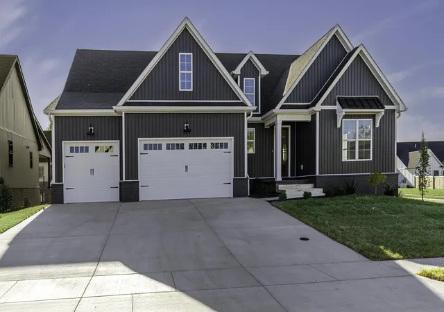 Homes for sale in Versailles, KY | 712 Azalea Ln, Versailles, KY 40383 | MLS# 25504863