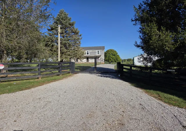 5th image of 1231/1235 Jackstown Rd, Paris, KY 40361 | MLS# 25504860
