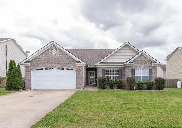 Photo 1 of Sale Pending at 106 Ocaso Ct, Georgetown, KY 40324 | MLS# 25504884 | Listing updated on 2025-11-22