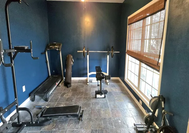 3rd image of 572 Thames Cir, Nicholasville, KY 40356 | MLS# 25505101