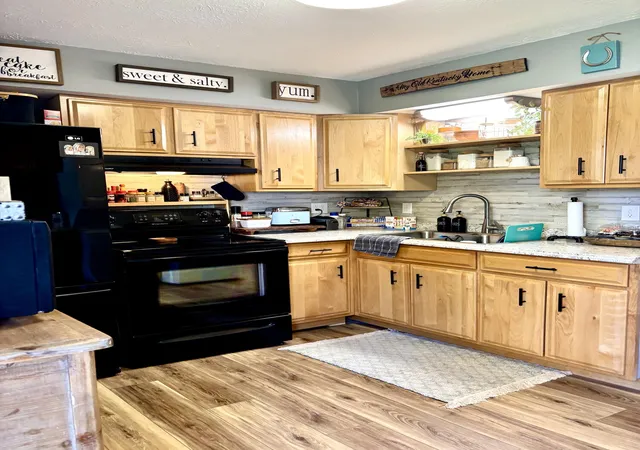 2nd image of 537 Anniston Dr, Lexington, KY 40505 | MLS# 25505167