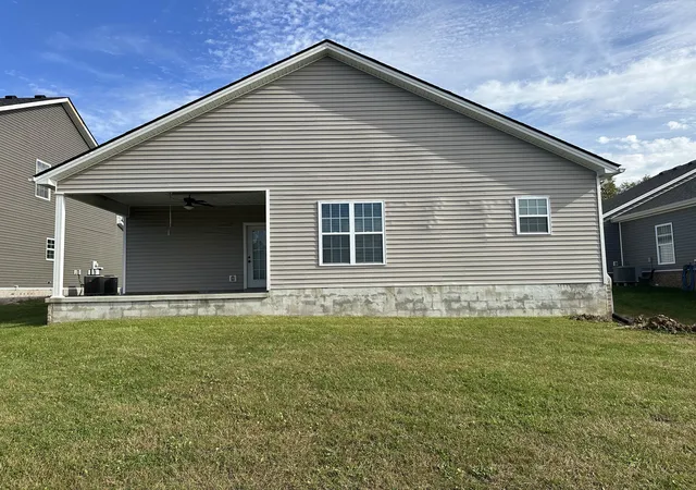 Photo 4 of Single family home for sale at 117 Brittany Ln, Georgetown, KY 40324 | MLS# 25505287 | Listing updated on 2025-11-04