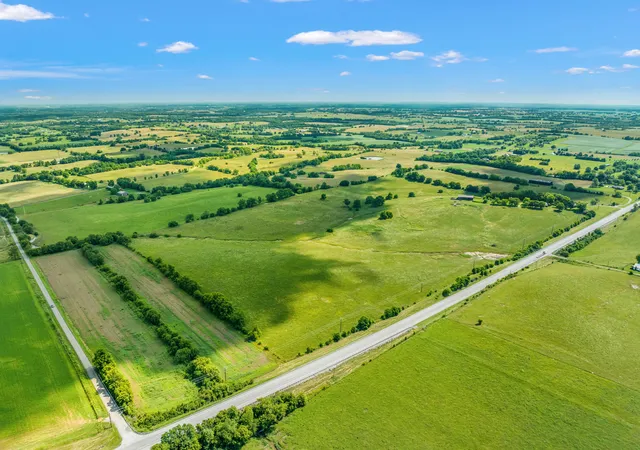 1st image of 7053 Perryville Rd, Danville, KY 40422 | MLS# 25505324