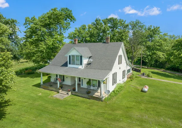 Photo 4 of Sale Pending at 7053 Perryville Rd, Danville, KY 40422 | MLS# 25505324 | Listing updated on 2026-04-27