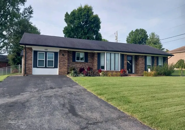 3rd image of 636 Cloverdale Dr, Danville, KY 40422 | MLS# 25505350
