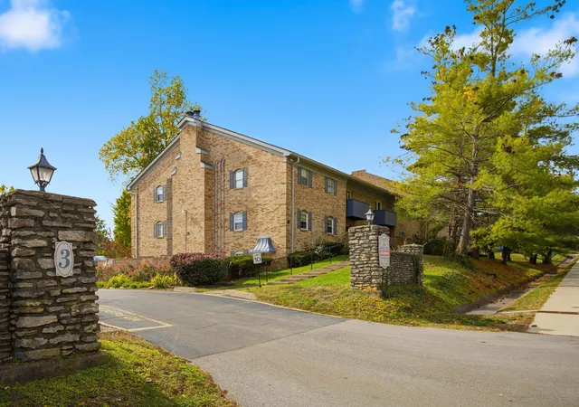Photo 1 of Condo for sale at 1068 Armstrong Mill Rd #A, Lexington, KY 40517 | MLS# 25505409 | Listing updated on 2025-11-20