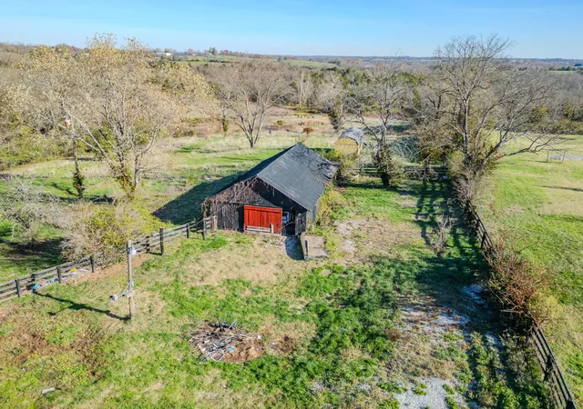 3rd image of 7897 Old Richmond Rd, Lexington, KY 40515 | MLS# 25505525