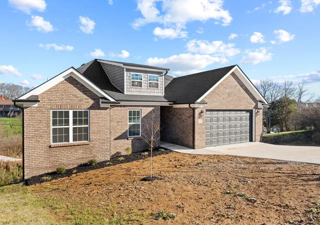 2nd image of 312 Pam Dr, Richmond, KY 40475 | MLS# 25505470