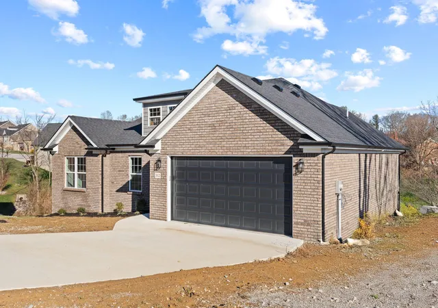 3rd image of 312 Pam Dr, Richmond, KY 40475 | MLS# 25505470