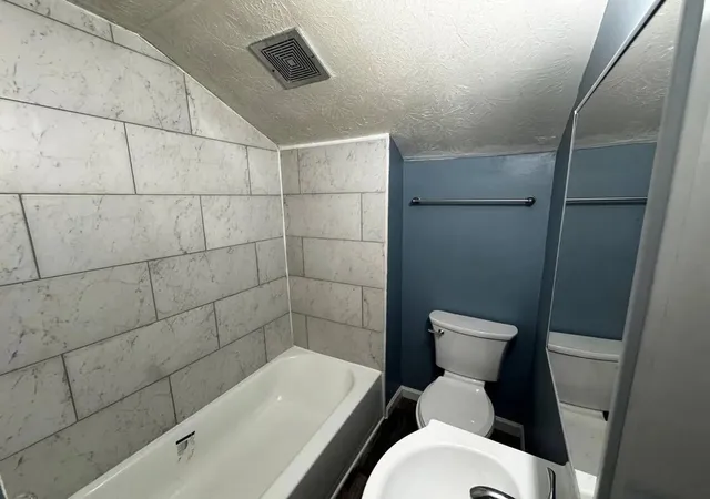 5th image of 425 Chestnut St, Lexington, KY 40508 | MLS# 25505610