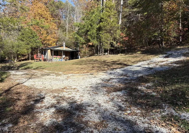 2nd image of 3999 Mckee Rd, Irvine, KY 40336 | MLS# 25505570