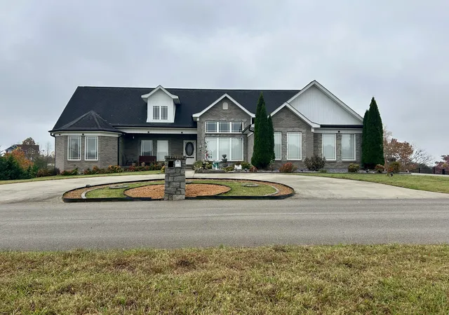 Photo 1 of Single family home for sale at 335 Natures Valley Dr, Somerset, KY 42503 | MLS# 25505912 | Listing updated on 2026-09-15