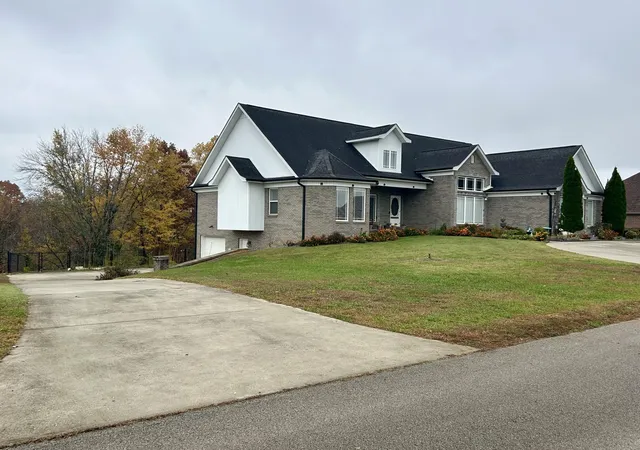 Photo 3 of Single family home for sale at 335 Natures Valley Dr, Somerset, KY 42503 | MLS# 25505912 | Listing updated on 2026-09-15