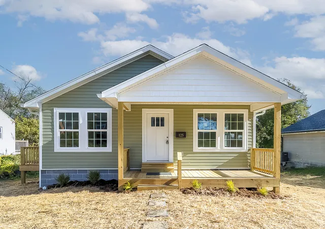1st image of 125 Elkhorn Dr, Frankfort, KY 40601 | MLS# 25505830