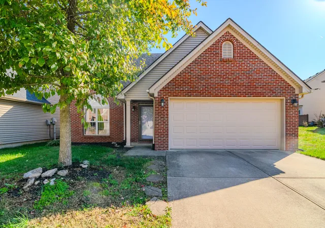 Photo 1 of Single family home for sale at 3840 Everetts Dale, Lexington, KY 40514 | MLS# 25505768 | Listing updated on 2026-03-10