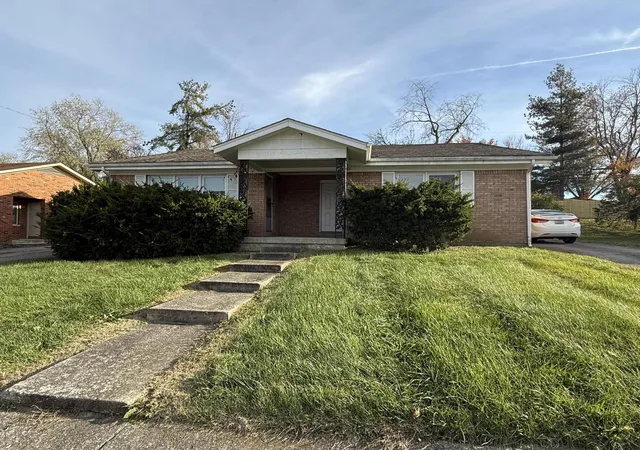 Homes for sale in Richmond, KY | 105 Purcell Dr, Richmond, KY 40475 | MLS# 25505814