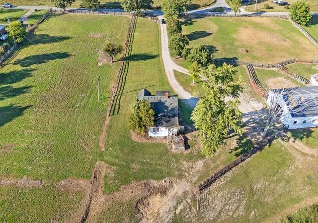 Photo 2 of Land for sale at 501 Gumbottom Rd, Waco, KY 40385 | MLS# 25505925 | Listing updated on 2025-11-30