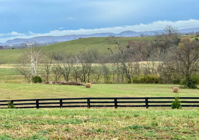 Photo 1 of Land for sale at 2924 Lancaster Rd, Richmond, KY 40475 | MLS# 25505982 | Listing updated on 2025-12-15