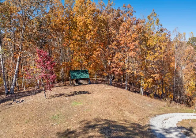 Homes for sale in Jeffersonville, KY | 119 Spruce Valley Rd, Jeffersonville, KY 40337 | MLS# 25506957