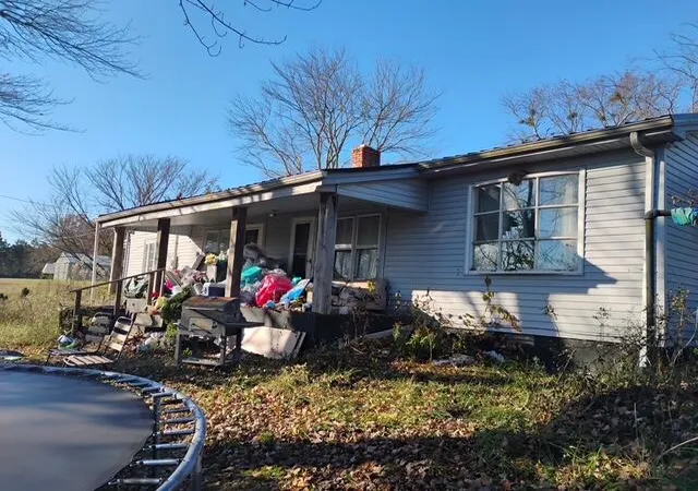 Photo 3 of Sale Pending at 919 Scaffold Cane Rd, Berea, KY 40403 | MLS# 25506012 | Listing updated on 2025-12-23