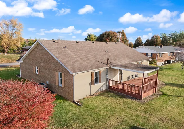 Photo 3 of Single family home for sale at 51 Orchard Ct, Science Hill, KY 42553 | MLS# 25506151 | Listing updated on 2025-11-14