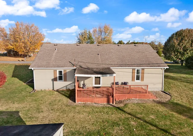 Photo 3 of Single family home for sale at 51 Orchard Ct, Science Hill, KY 42553 | MLS# 25506151 | Listing updated on 2025-11-14